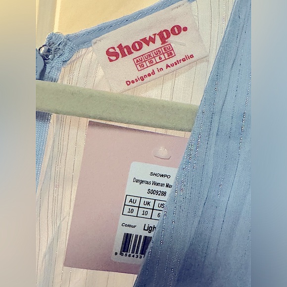 🩵Showpo Dangerous Woman Maxi Dress in Light Blue Shimmer with Plunge & Slit, 6 - Picture 8 of 9